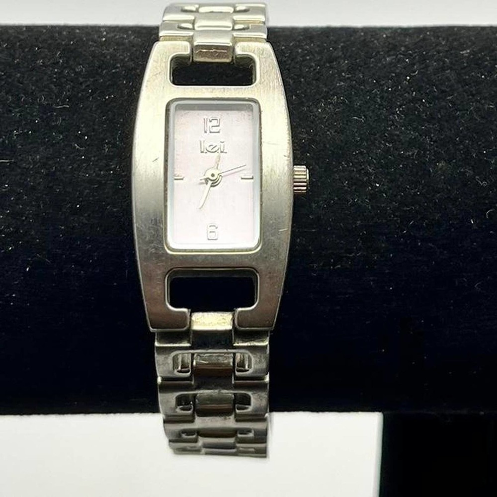 Silver watch - Picture 2 of 5